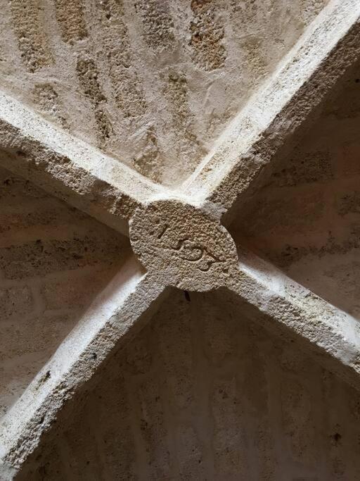Stunning Medieval Getaway Vic-la-Gardiole Extérieur photo