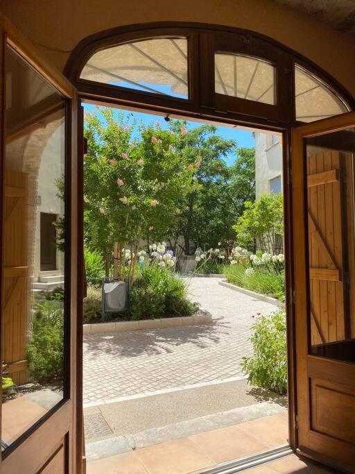 Stunning Medieval Getaway Vic-la-Gardiole Extérieur photo